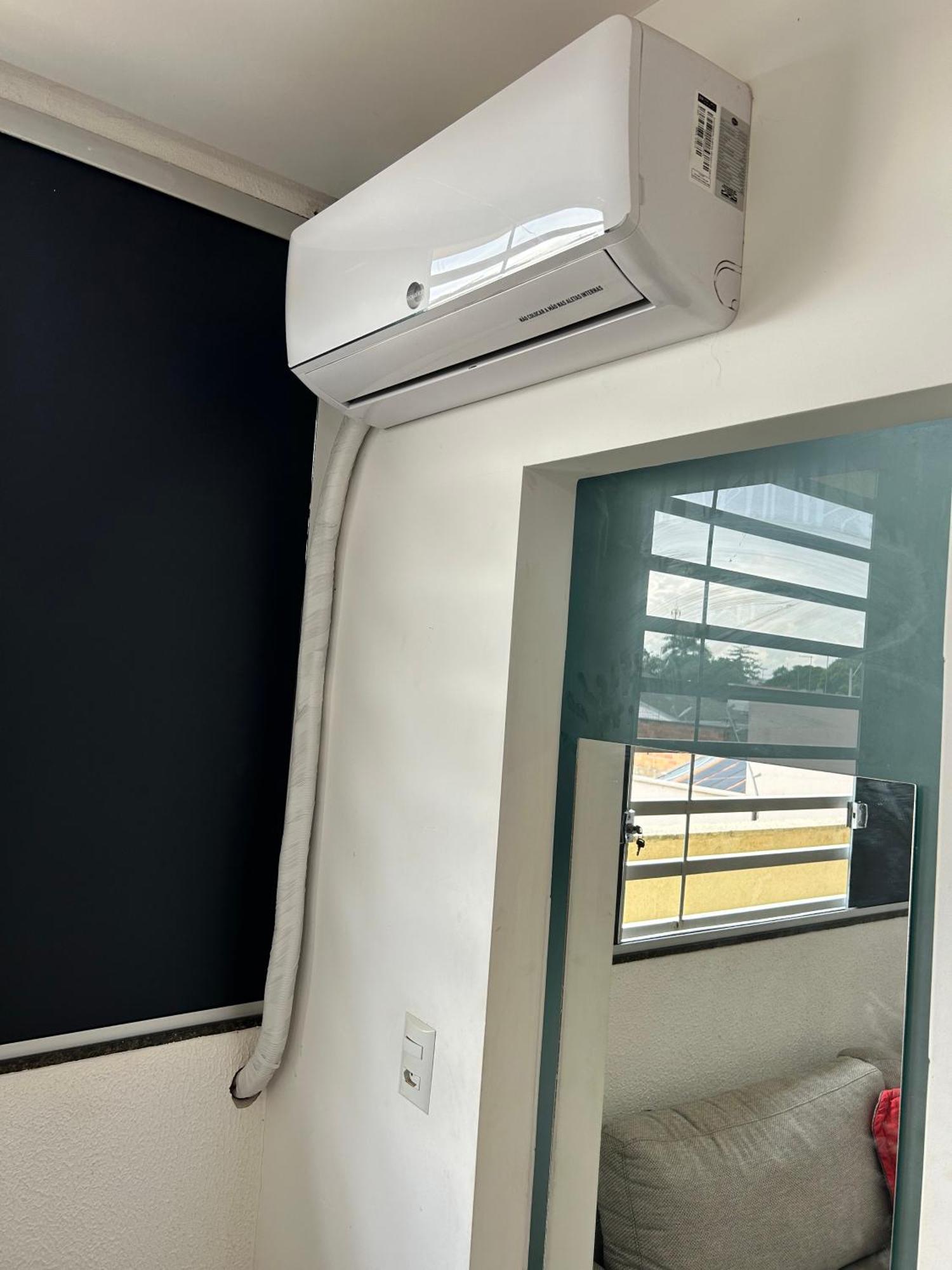 4 Aps Baratos, Confortaveis, Completos E Com Garagem Insta Thiagojacomo กัวยาเนีย ภายนอก รูปภาพ