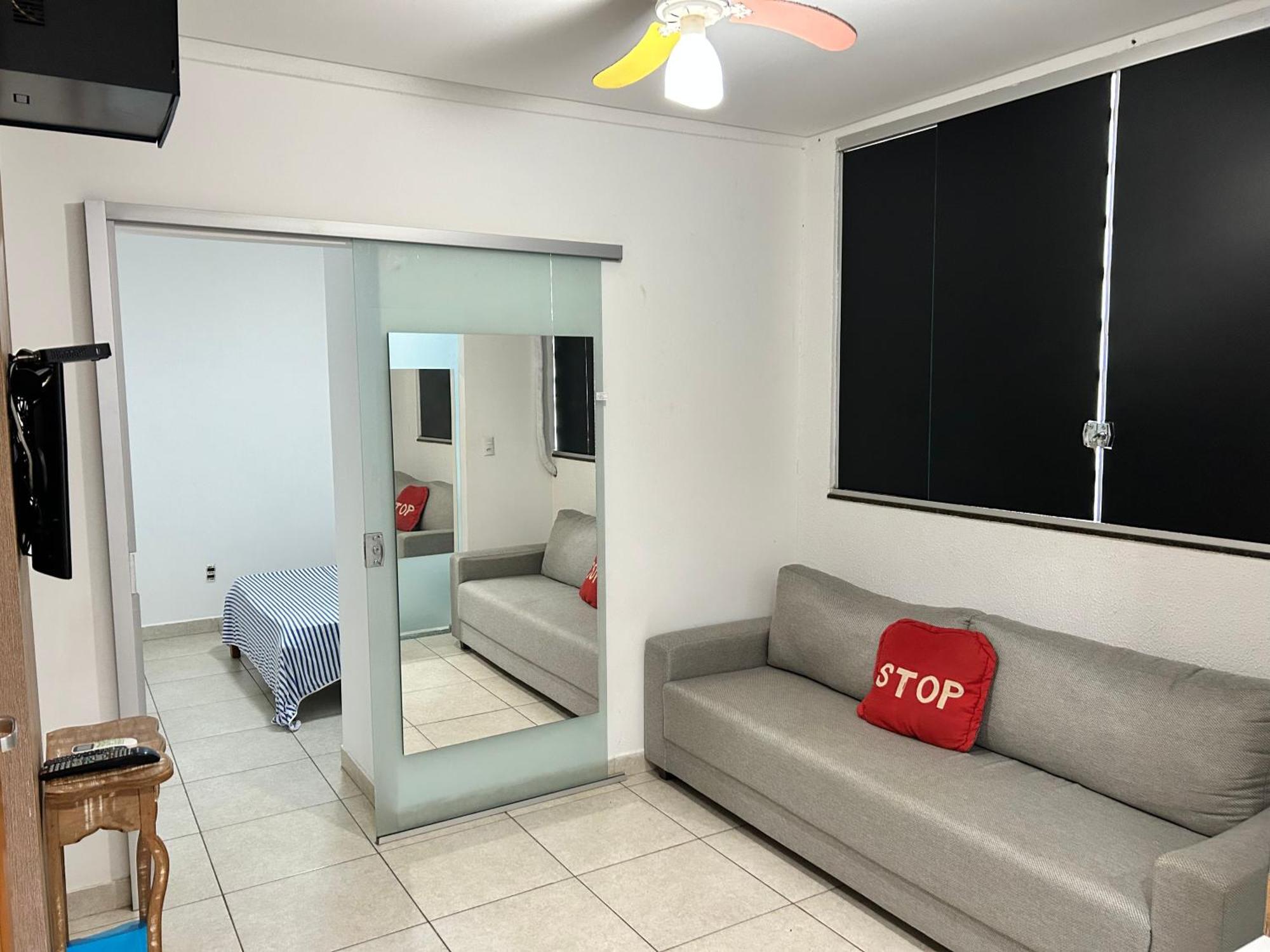 4 Aps Baratos, Confortaveis, Completos E Com Garagem Insta Thiagojacomo กัวยาเนีย ภายนอก รูปภาพ